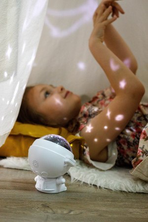 INNOGIO GIO-175 GIOstar Astronauta - Projektor dla dzieci INNOGIO GIO-175 GIOstar Astronauta - Projektor dla dzieci